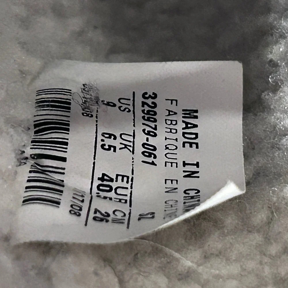 Nike Puddle Proof Wool Boots Cozy Warm and Comfortable. Size 9 - Picture 4 of 6